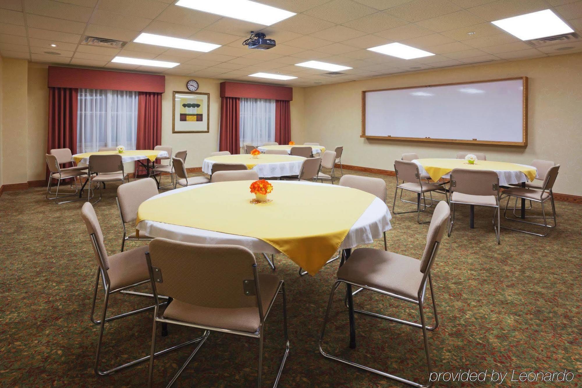 Country Inn & Suites By Radisson, Ithaca, Ny 사업 사진